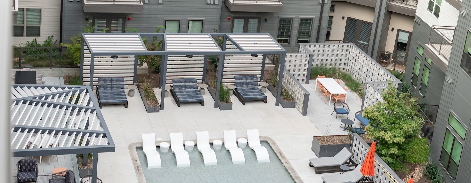 resort style pool with seating